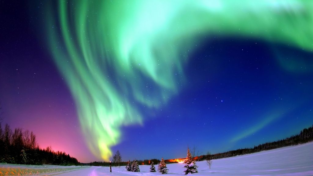 La NASA lanza dos cohetes a las entrañas de una aurora boreal