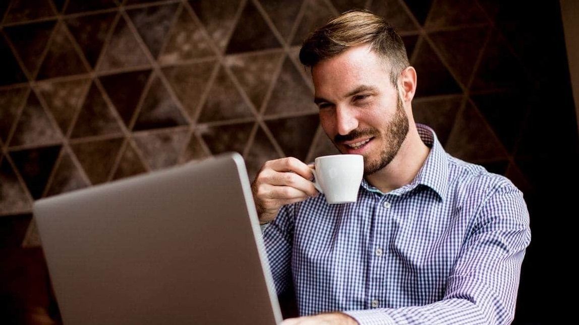Lo más normal es que te tomes un café de vez en cuando.