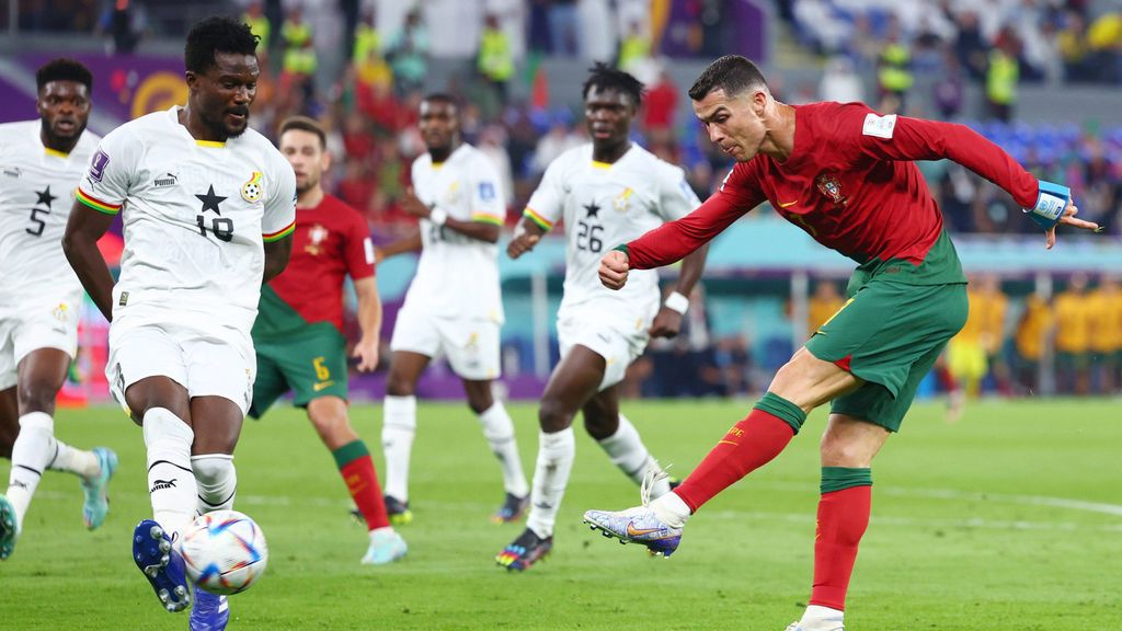 El penalti que pitó a Cristiano Ronaldo en la victoria Portugal ante Ghana (3-2)