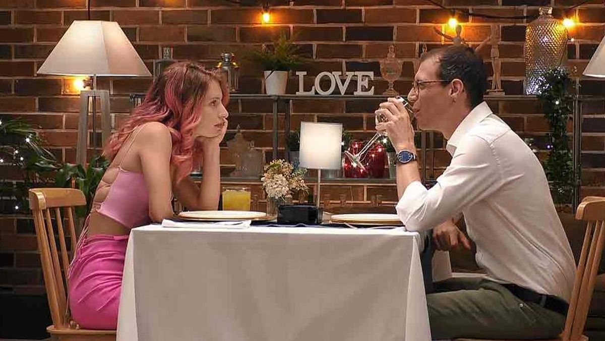 Fabrizio se queja del ritmo de los españoles en ‘First Dates’: “Son muy lentos”