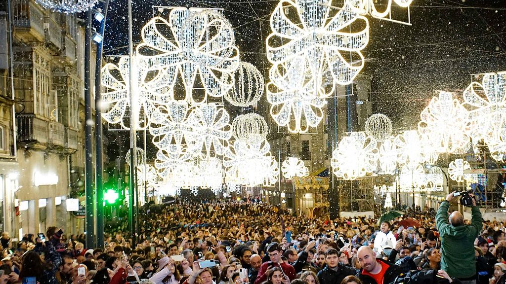 No a todo el mundo le gusta la Navidad en Vigo: los vecinos se quejan de las luces y el ruido