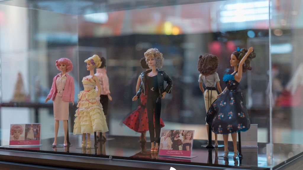 Las barbies están caracterizadas como algunos personajes míticos de las películas