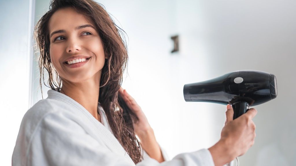 Los mejores secadores de pelo: qué debes tener en cuenta a la hora de  comprar uno