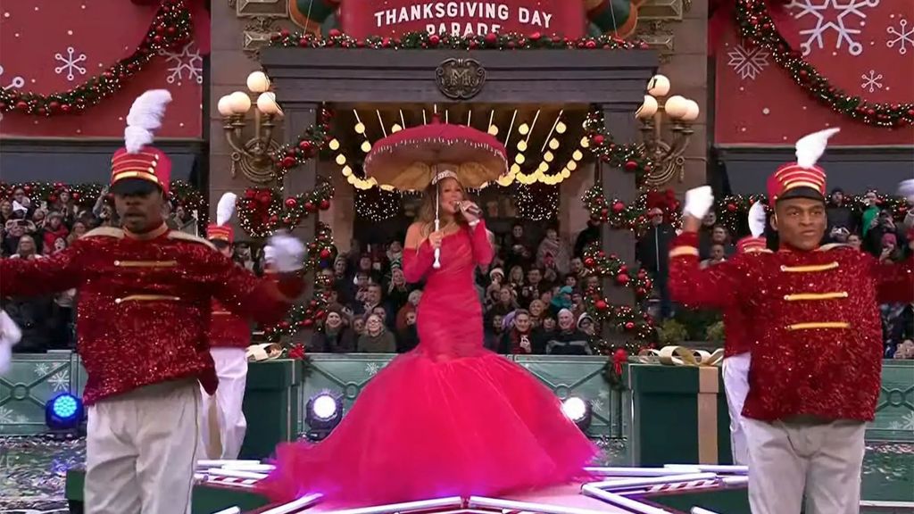 Mariah Carey en el Desfile del Día de Acción de Gracias de Macy's en Nueva York