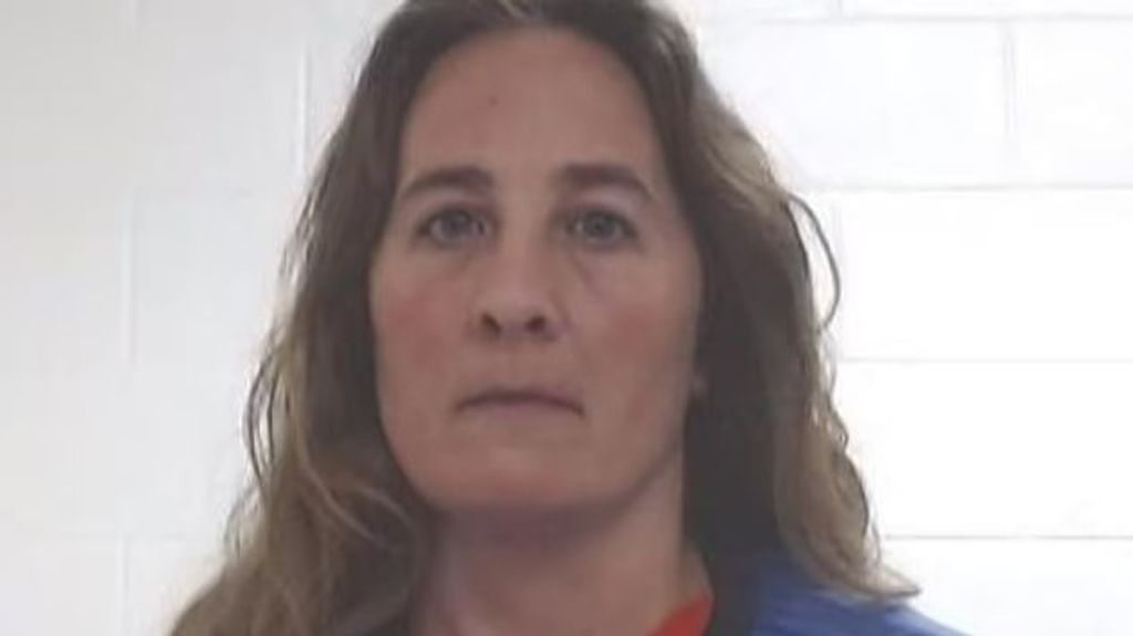 Una profesora de Texas, acusada de aislar a un niño durante tantas horas que ingirió sus propias heces