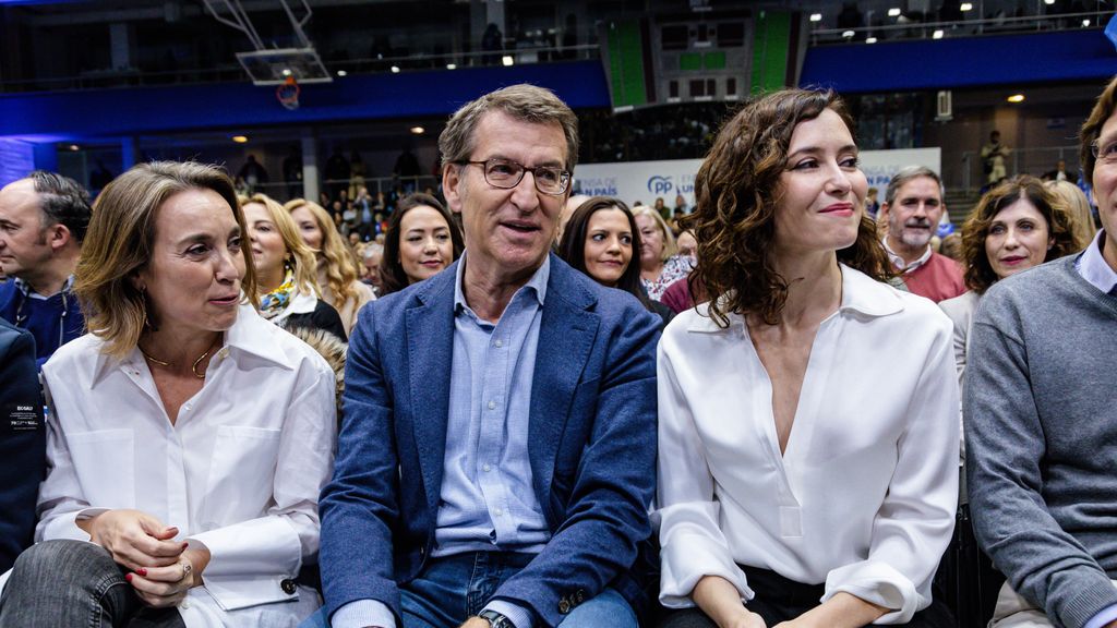Feijóo acusa a Sánchez de que Bildu ha conseguido más con su Gobierno que en sus años de "violencia"
