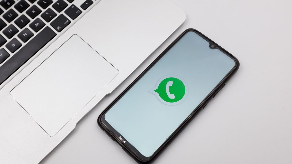 Qué puede suceder si tu número de WhatsApp aparece en una filtración de datos puesta a la venta por hackers