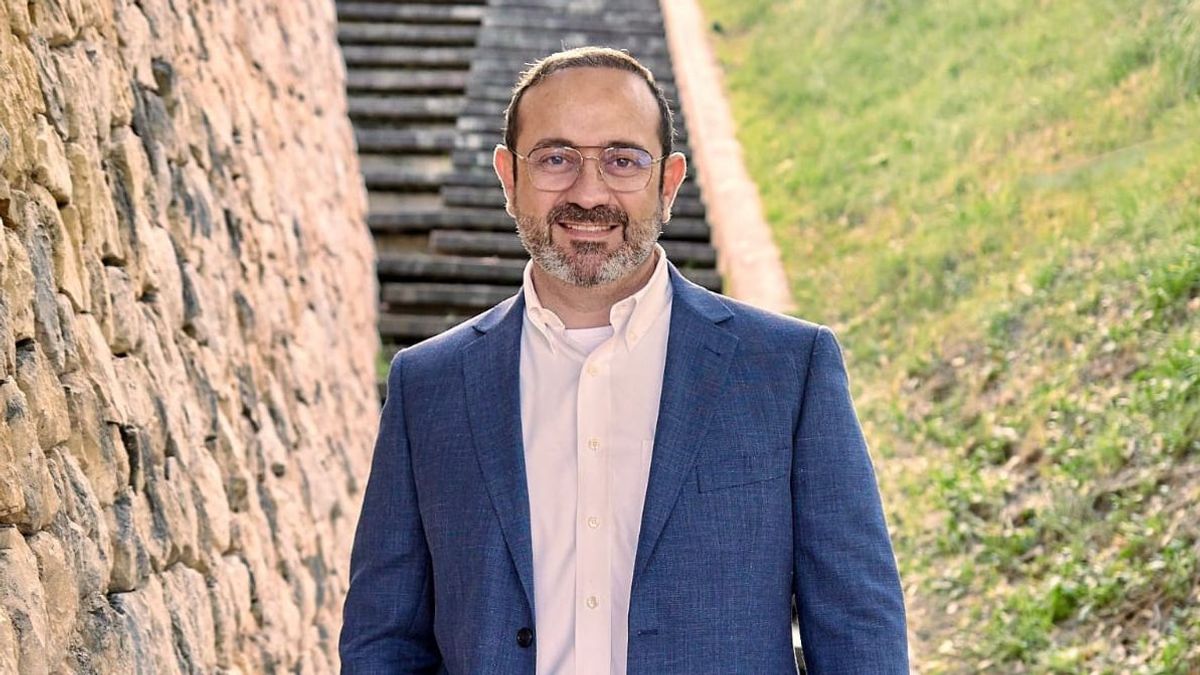 Gonzalez-Lizondo presentará su candidatura a alcalde de Valencia delante de la tumba de su padre Gonzalez-Lizondo presentará su candidatura a alcalde de Valencia delante de la tumba de su padre