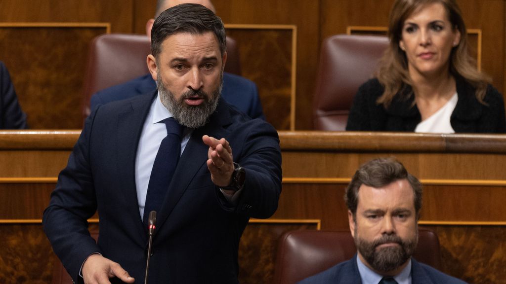 Abascal compara a Sánchez con Calígula y este le responde: "Menos lobos caperucita"