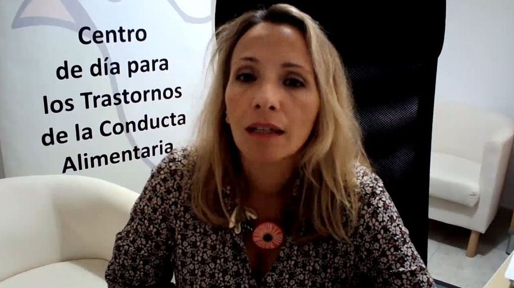 La psicóloga Nieves Santolaria habla de las causas de los TAC