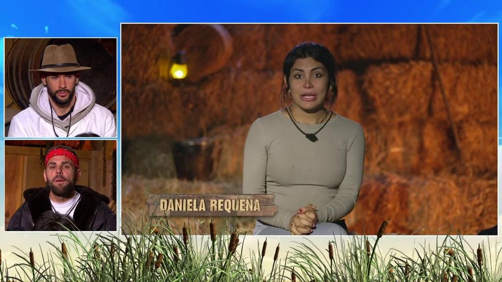 Daniela descubre las intenciones de sus compañeros