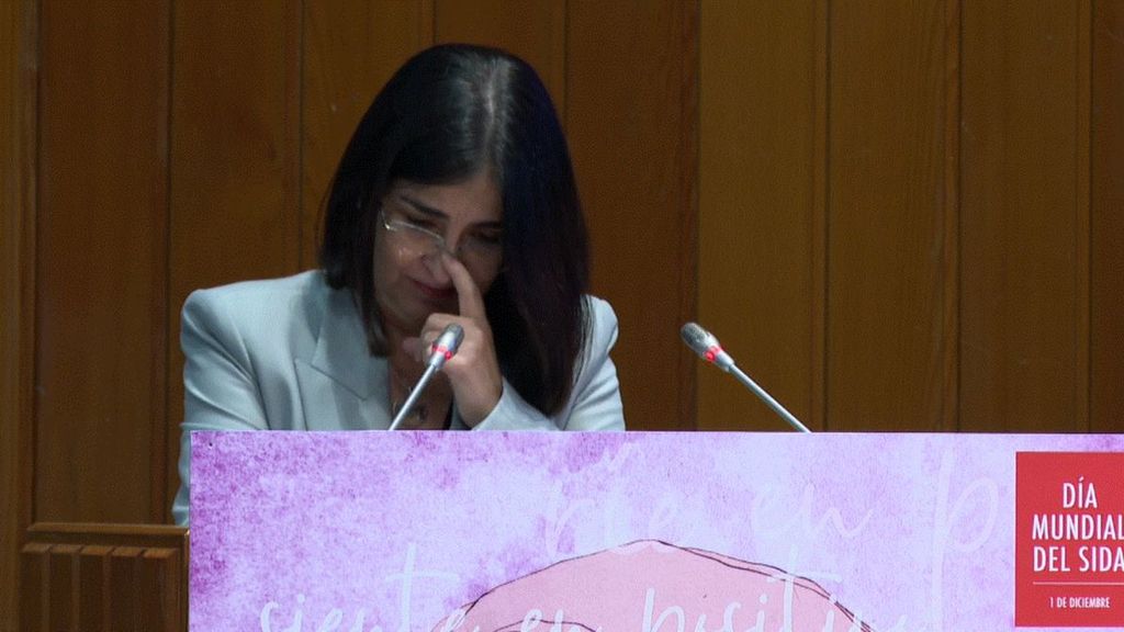 El llanto de Carolina Darias, ministra de Sanidad, al recordar a los enfermos de SIDA