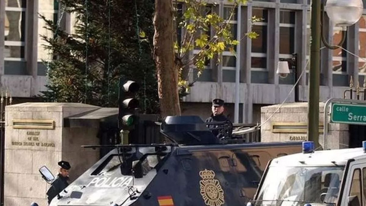 Embajada de Estados Unidos en Madrid, donde ha sido detectado el sexto sobre con explosivos