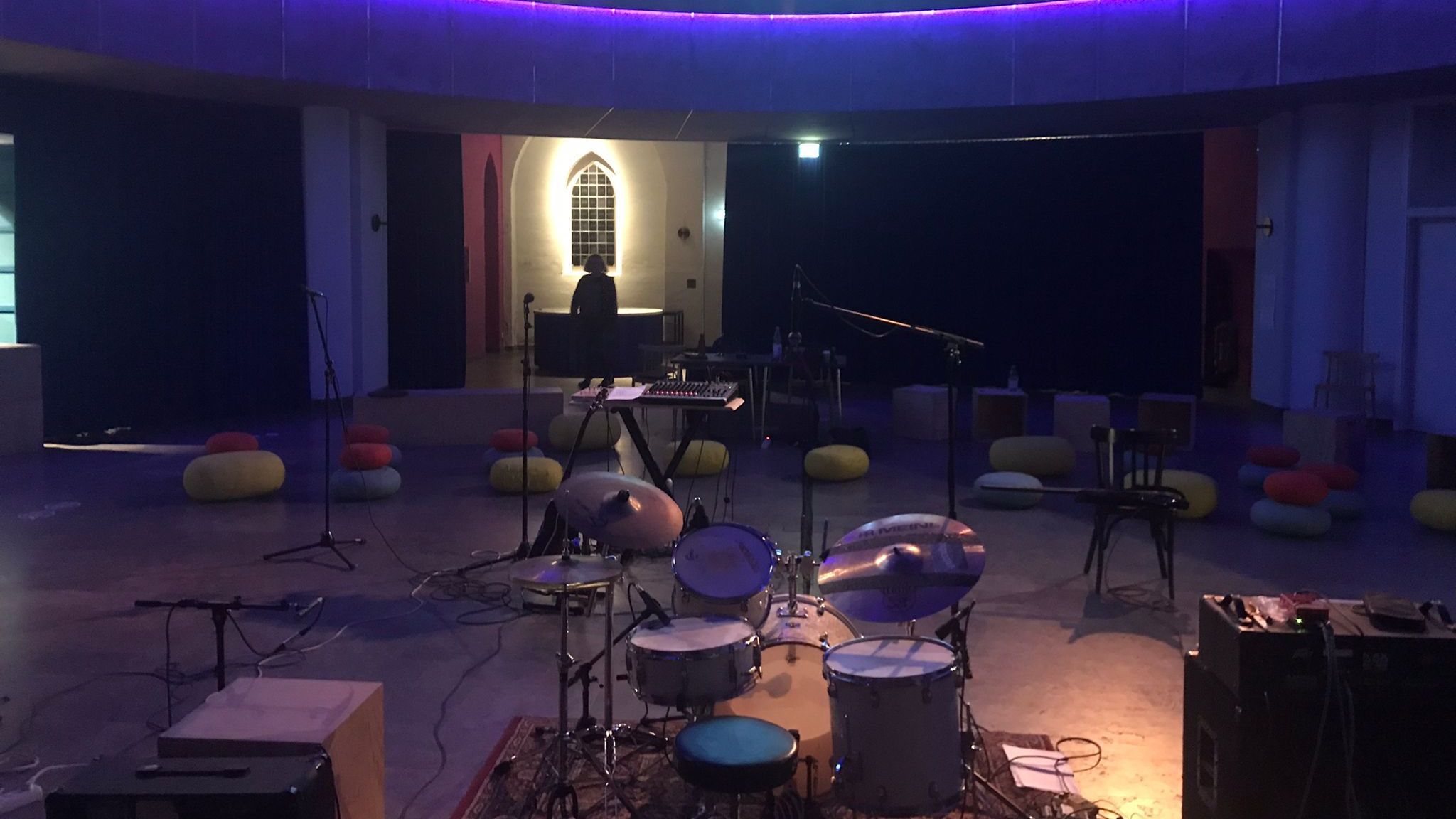 PHOTO 2022 10 30 19 08 29