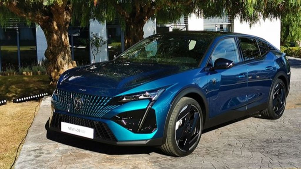 EL 408 ES LA NUEVA APUESTA DE CARROCERÍA DE PEUGEOT FOTO NIUS