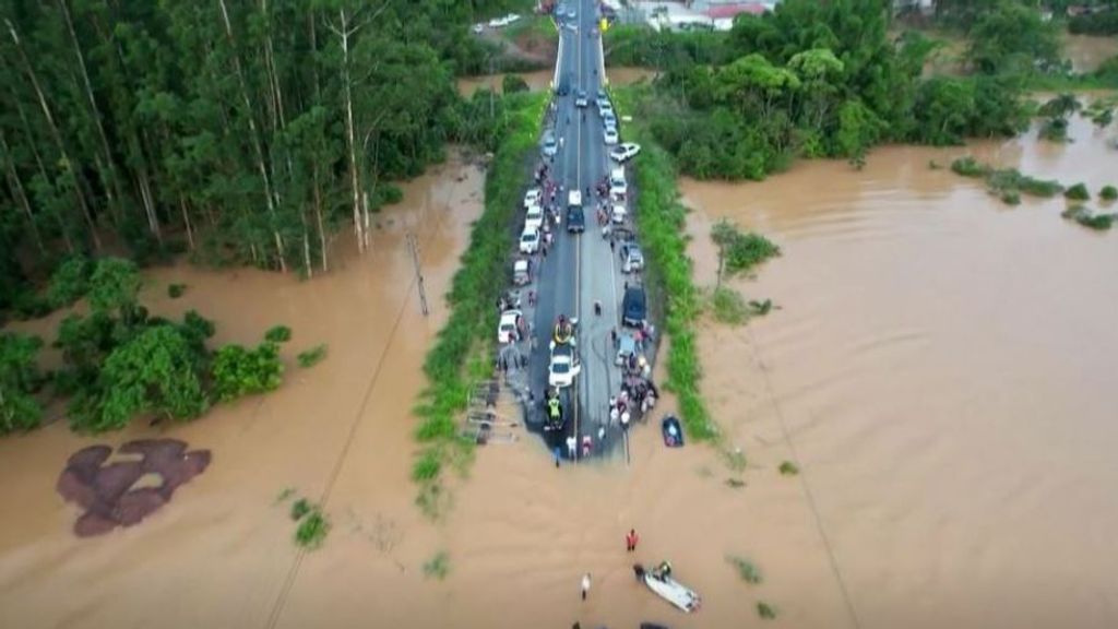 La desoladoras imágenes desde el aire de las inundaciones de Brasil que han dejado dos muertos