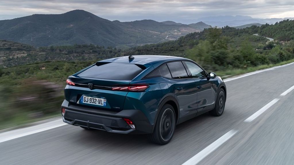 LA TRASERA DEL VEHÍCULO ESTÁ MUY CONSEGUIDA FOTO PEUGEOT