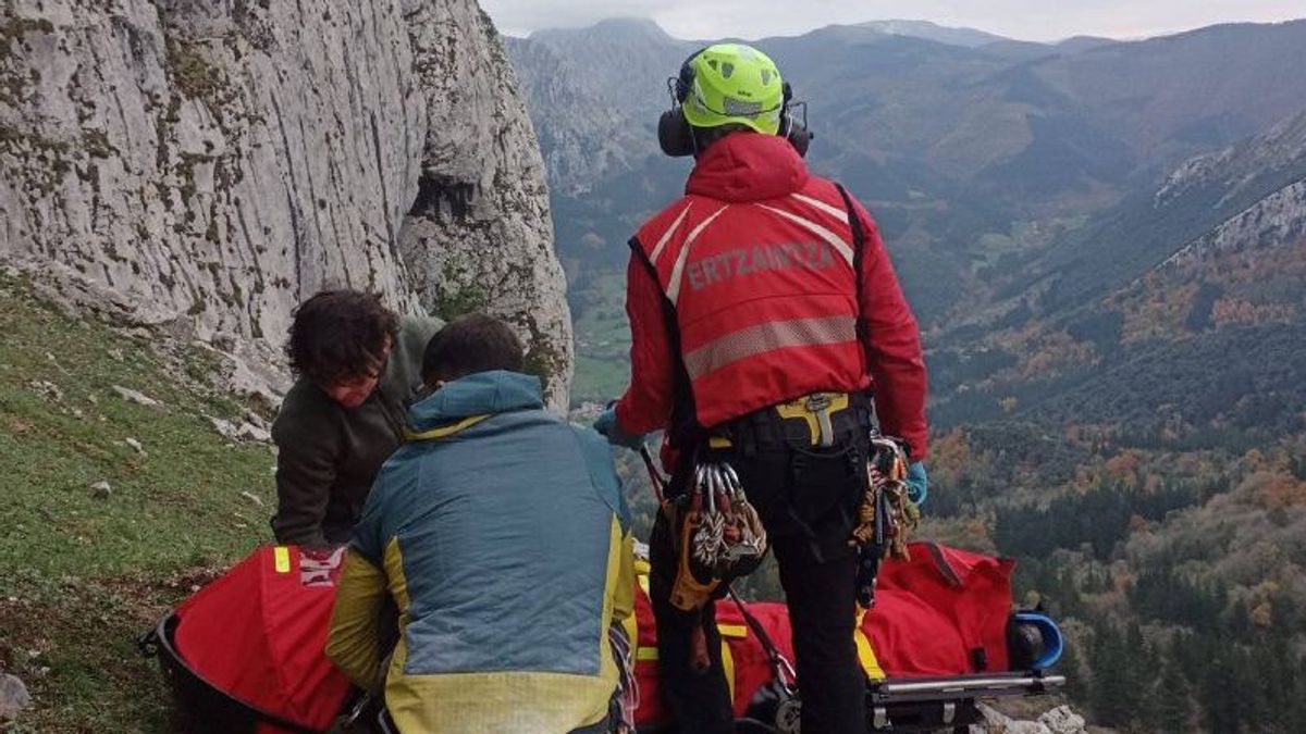 Rescate en el monte Mugarra Rescate en el monte Mugarra