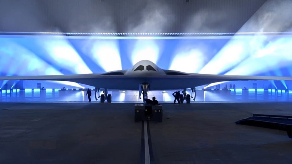 The United States Presents Its First Bomber In 30 Years, The B-21 ...