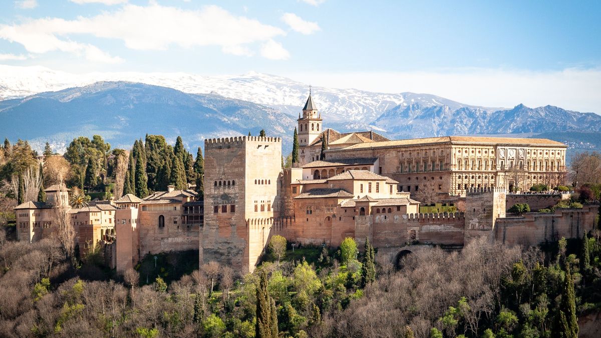 La ciudad europea para viajar con menos presupuesto es española