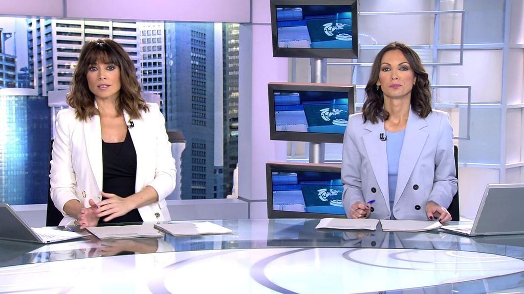 Con Arancha Morales y Laila Jiménez Informativos Telecinco 2022 Matinal 05/12/2022