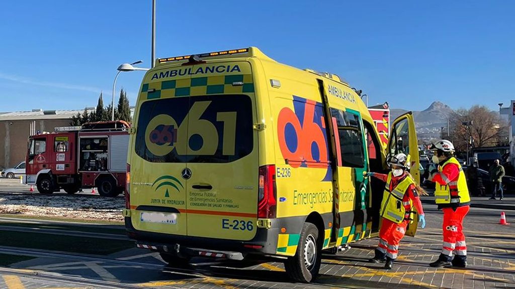 Muere una mujer de 77 años en el incendio de su vivienda en Almería: los vecinos alertaron de las llamas