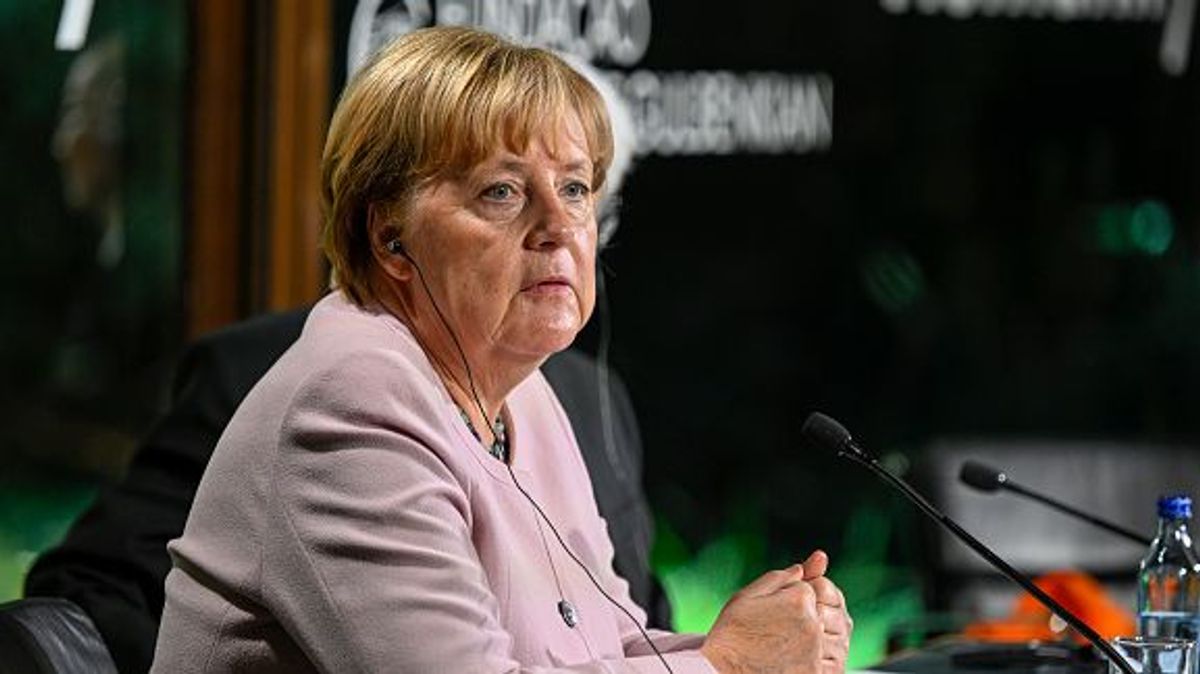 Angela Merkel durante una conferencia