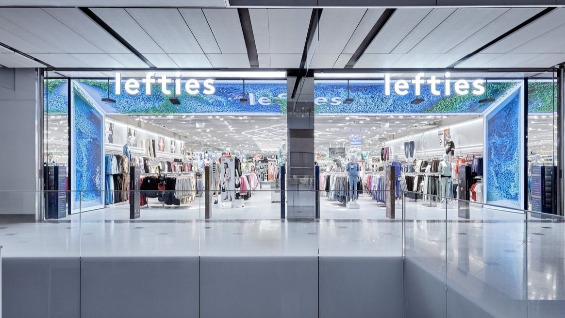 Lefties opens with DJs and music its largest retailer on the planet within the middle of Madrid