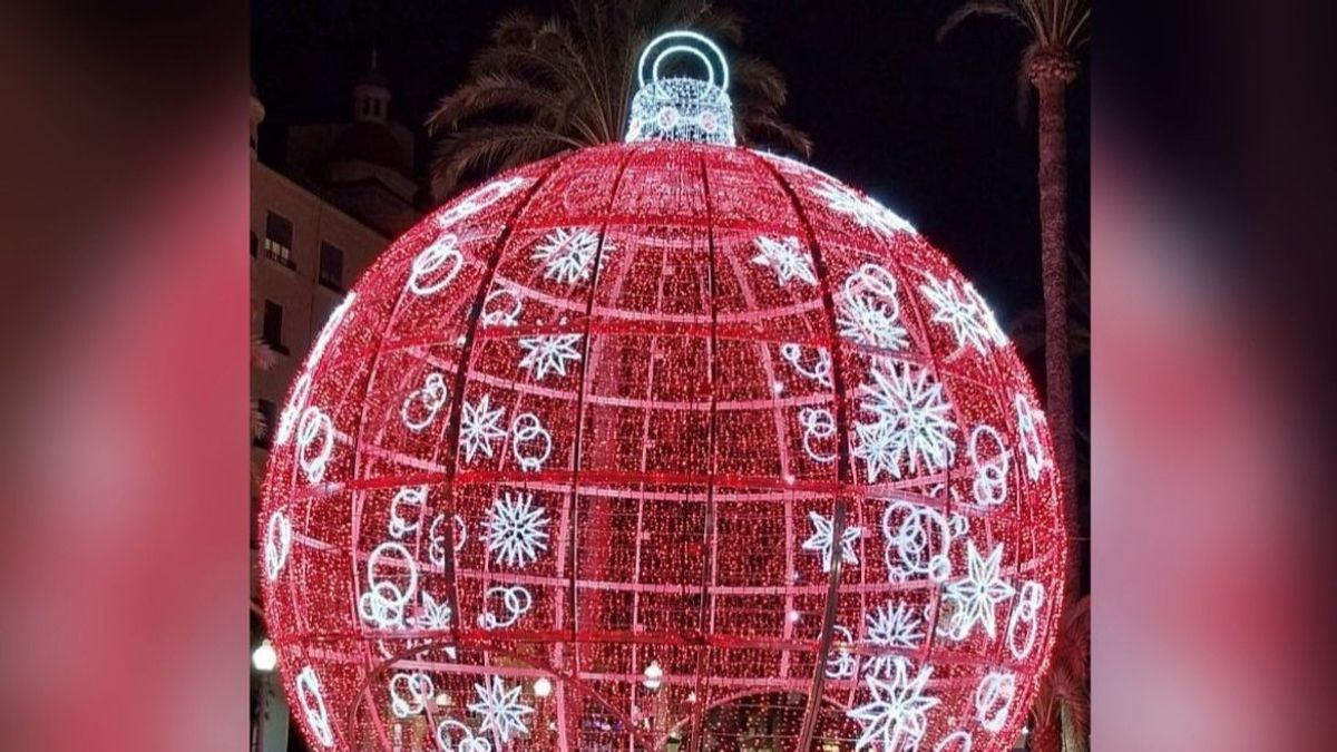 Bola Navidad Alicante