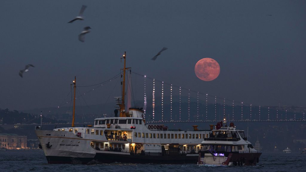 Luna llena en Estambul