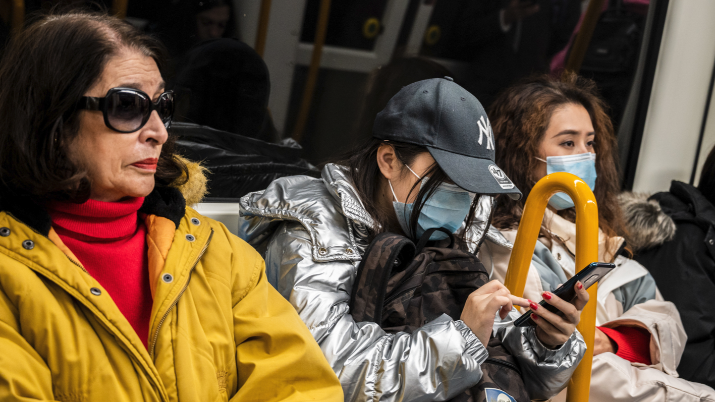 Health maintains masks on public transport and on flights to or from Spain