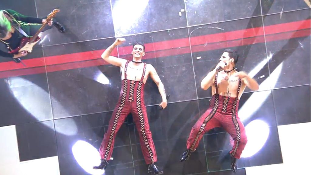 Carlos Right y Jaime Nava en el escenario.