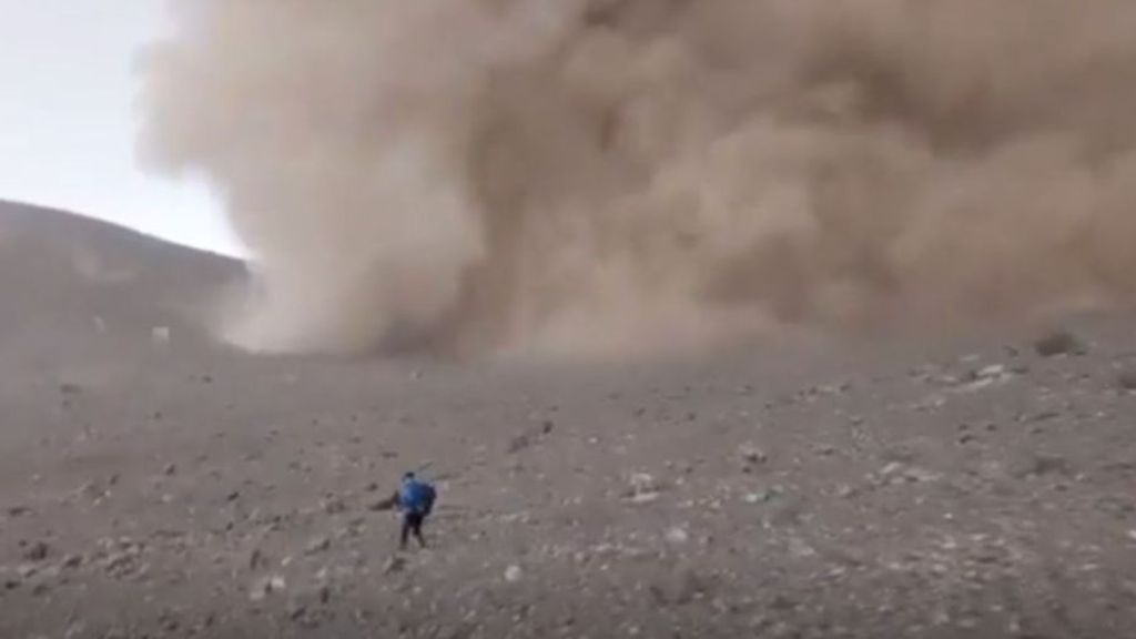 La emotiva despedida de un excursionista a su familia al ser sorprendido por la erupción de un volcán en Chile: "Os quiero"