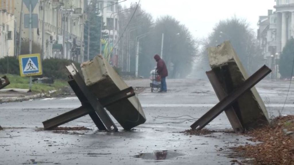 Los ucranianos intentan sobrevivir bajo un frío invernal en plena guerra