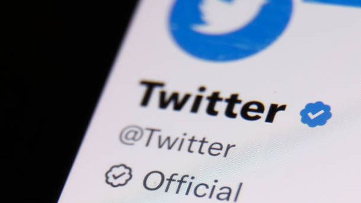 Twitter lanza un sistema de suscripción que incluye la marca de verificación azul