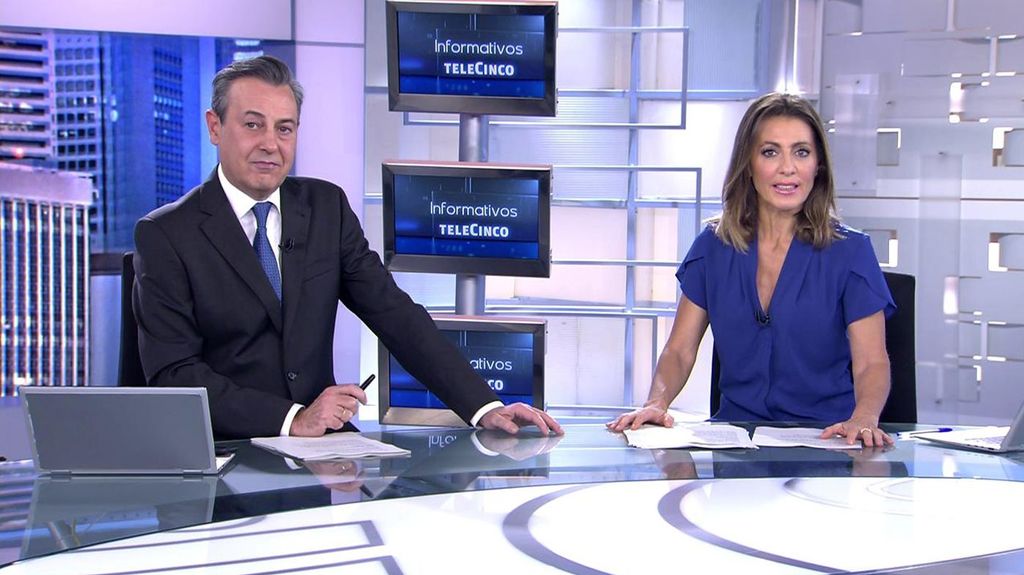 Con José Ribagorda y Ángeles Blanco Informativos Telecinco 2022 Noche 11/12/2022