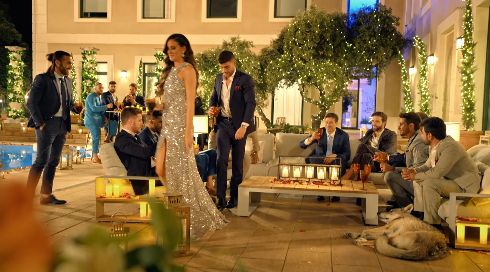 Los pretendientes de Sheila convivirán en esta gran casa