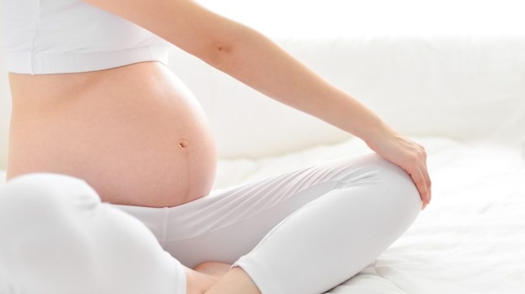 El masaje perineal tendrá una infinidad de beneficios en el momento del parto.