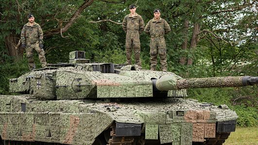 Scholtz, der erwartet, dass Biden Leopard-Panzer in die Ukraine liefert