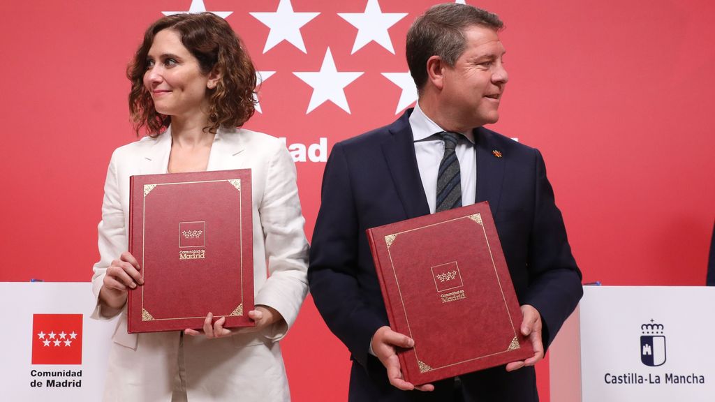 Isabel Díaz Ayuso junto al presidente de Castilla-La Mancha, Emiliano García-Page