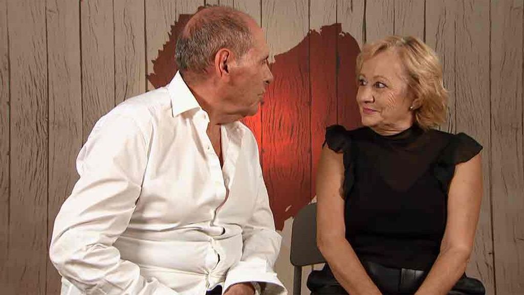 Ángela y Conrado durante su cita en 'First Dates'