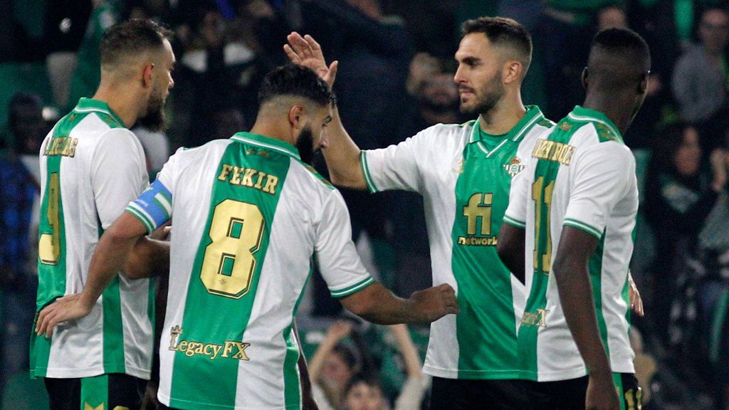 El Betis, en una situación dramática: 38 millones de pérdidas, y una deuda estimada de 300 'kilos'