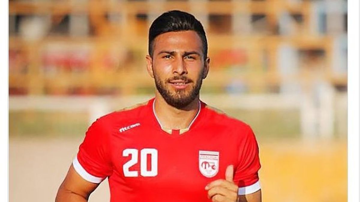 Futbolista iraní condenado a muerte