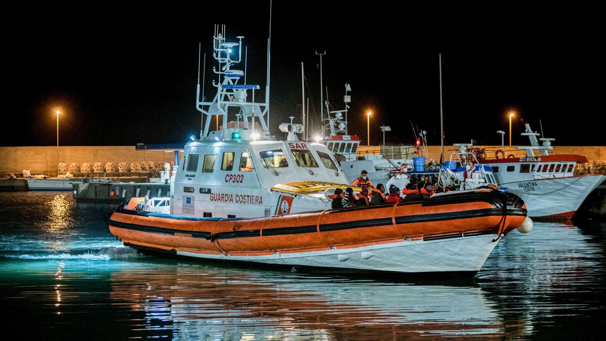 Muere un bebé de dos meses en un naufragio cerca de la costa griega de Lesbos