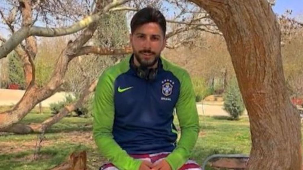 Pendientes del futuro de Amir Nasr-Azadani, el futbolista condenado a muerte en Irán