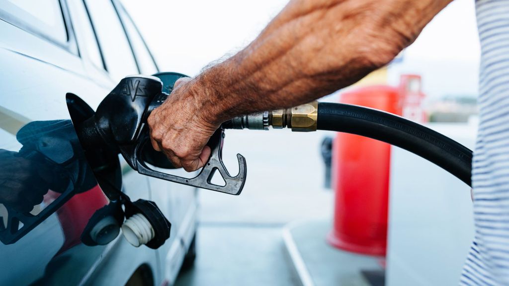 Gasolina, que hasta el 31 de diciembre cuenta con una bonificación para todos los ciudadanos de 20 céntimos el lutro