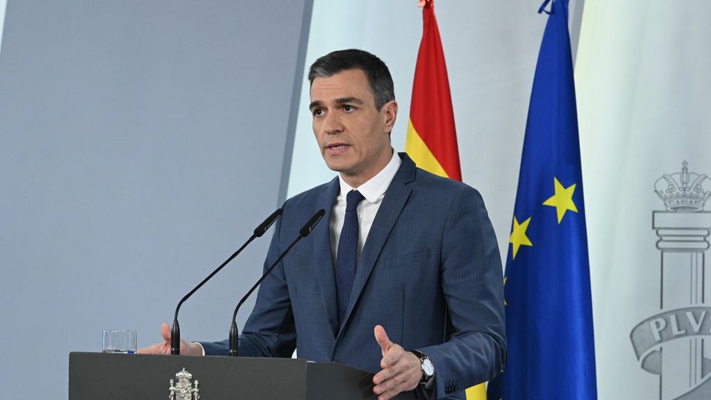 El presidente del Gobierno, Pedro Sánchez, durante su declaración institucional tras la resolución del TC