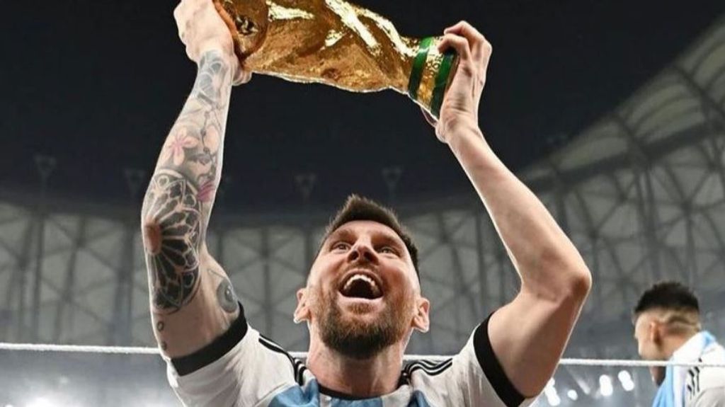 Leo Messi levanta la Copa del Mundo, la foto con más 'me gusta' de Instagram