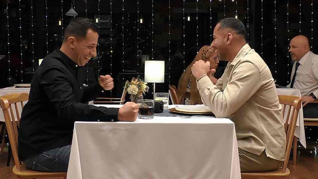 Rodrigo y Daniel durante su cita en 'First Dates'