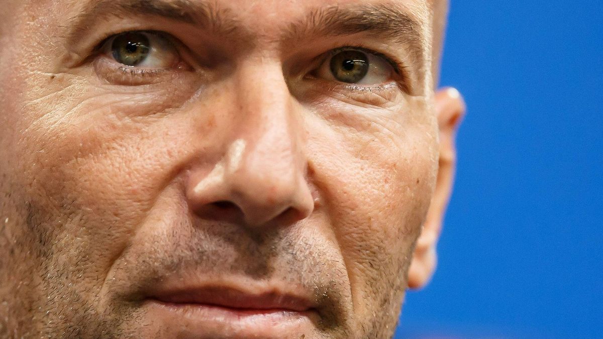 Zidane ve como se esfuma su sueño: ser seleccionador de Francia, casi imposible